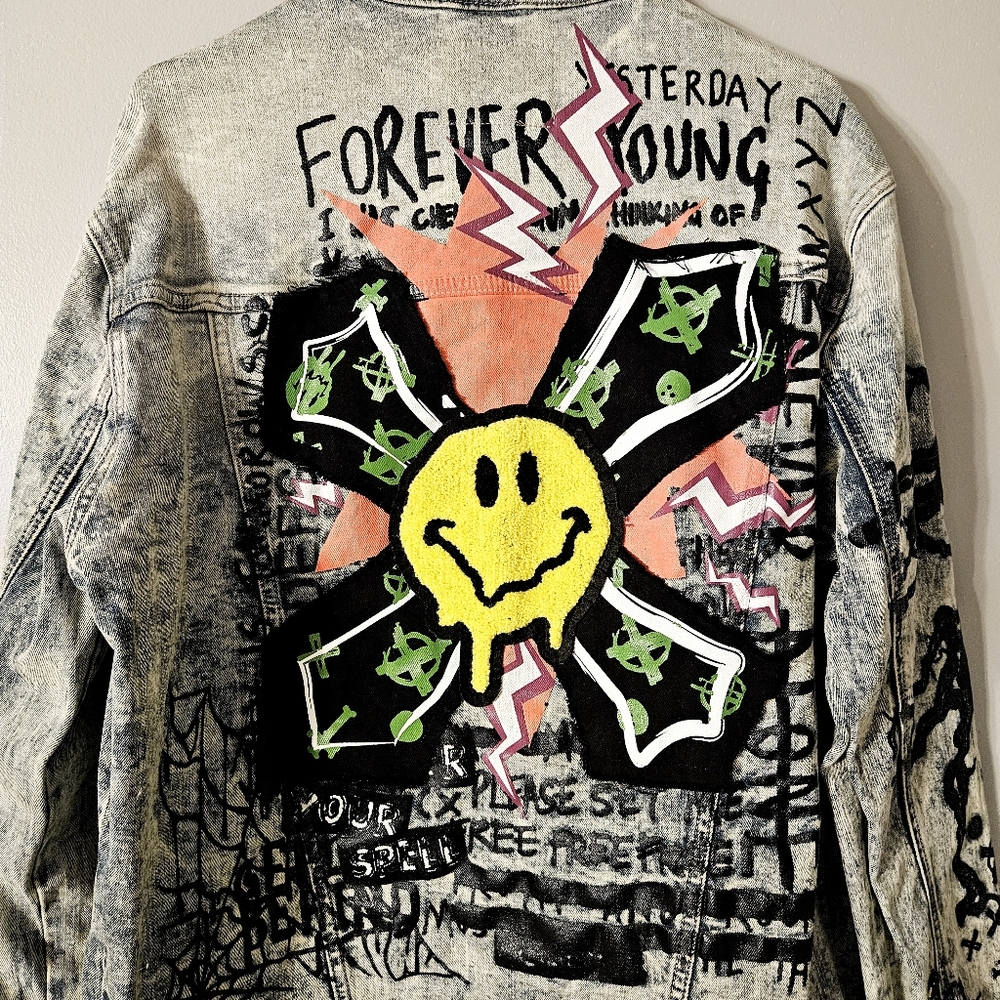 Smoke Rise Dnm Co. Adult Size M Distressed Painted Graffiti Denim Jean Jacket - Picture 9 of 14